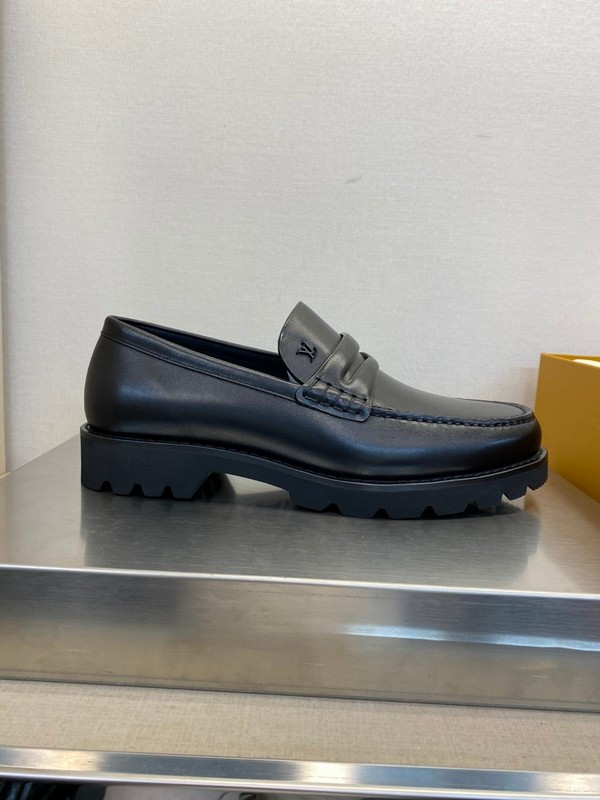 LVT shoes