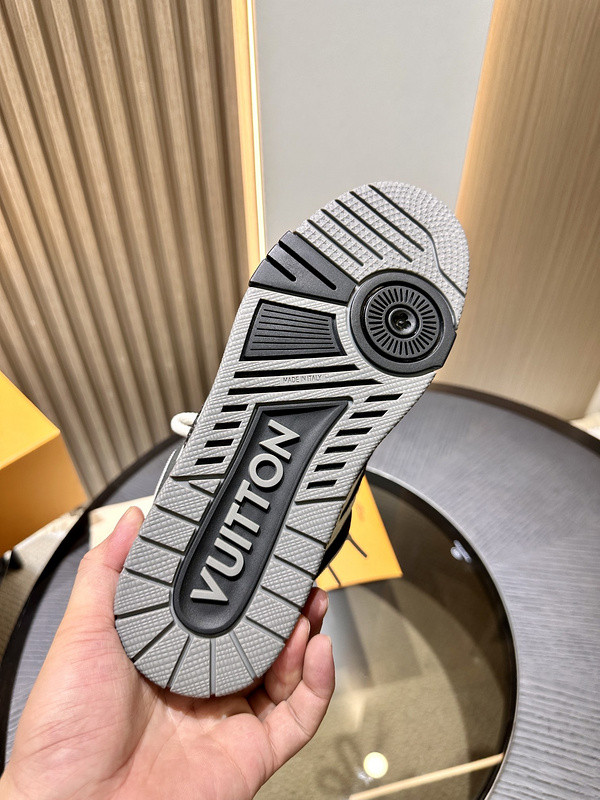 LVT SNEAKERS