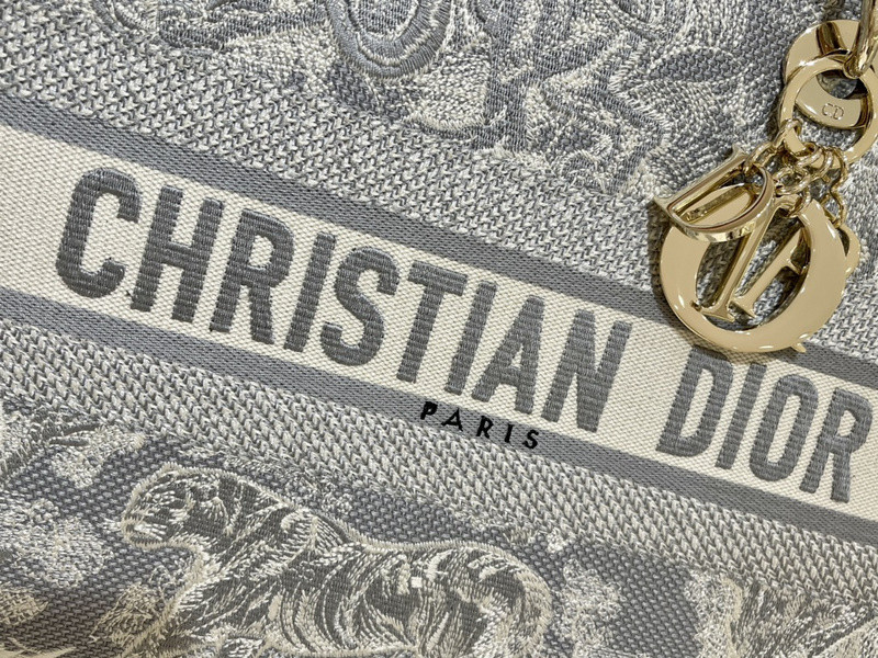 D*or bag