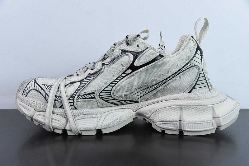 BC 3XL SNEAKER