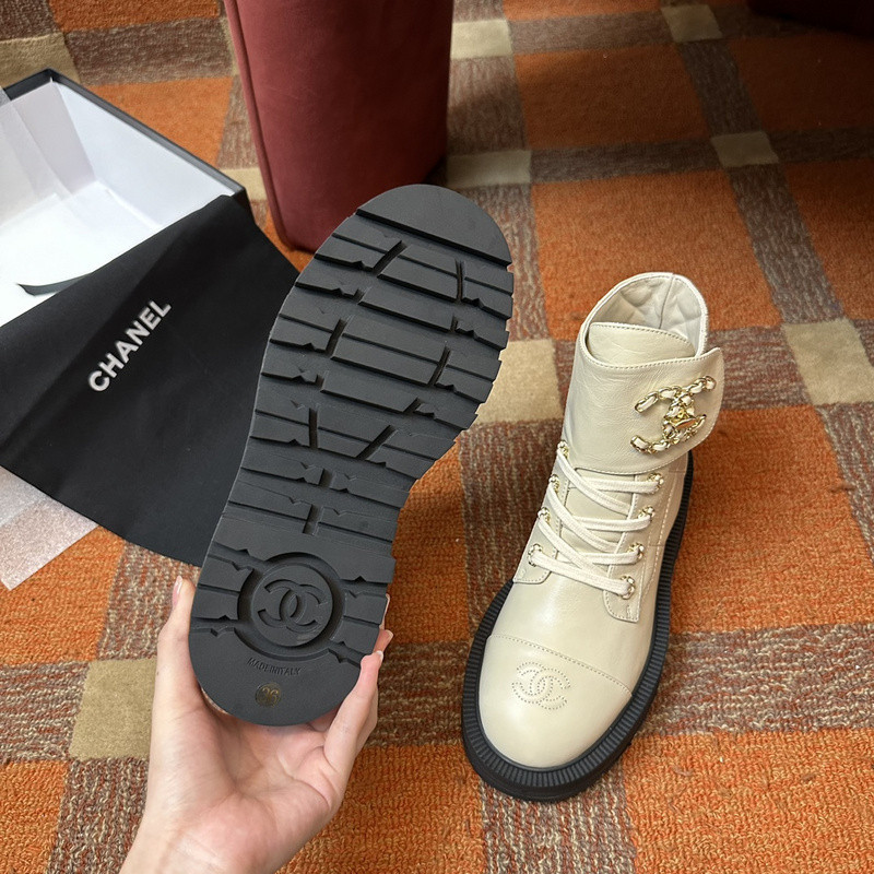 Chanel Sneaker