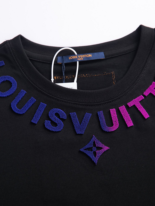 L0uis Vuitt0n