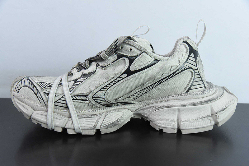 BC 3XL SNEAKER