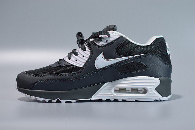 NIKE AIR MAX 90 BLACK WHITE 537384-089