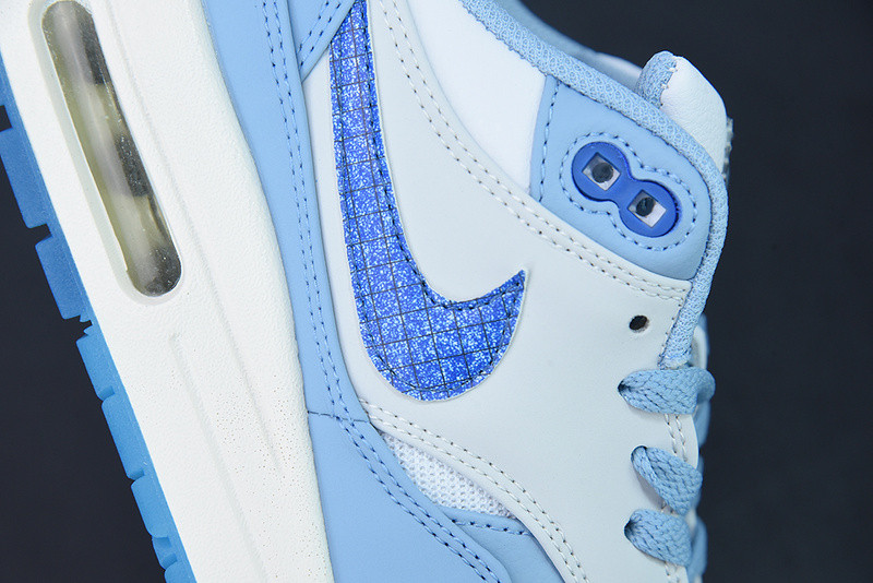 NIKE AIR MAX 1 PREMIUM