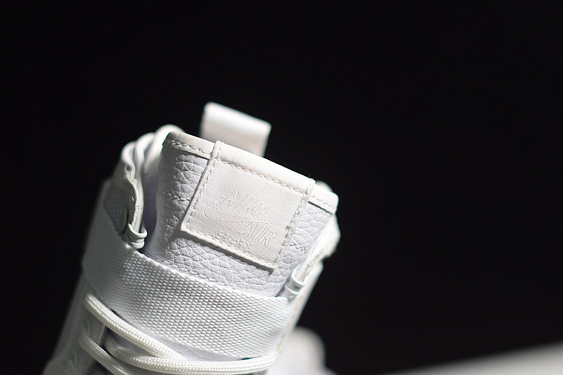 NIKE AIR FORCE 1 QS "SPECIAL FIELD" 903270-100