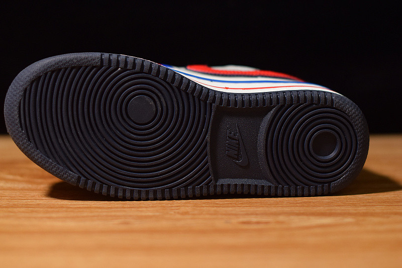 NIKE VANDAL 2K METALLIC SILVER UNIVERSITY RED (W) AO2868-001