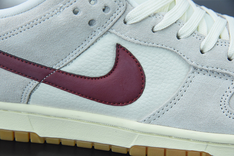 NIKE SB DUNK LOW RETRO SP HC0808-100