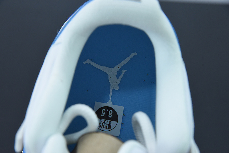 AIR JORDAN 11 RETRO LOW "CAROLINA 2017 RELEASE" 528895-106