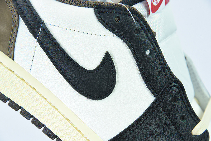 Travis Scott x Air Jordan 1 Low Dark Mocha Black CQ4277-105