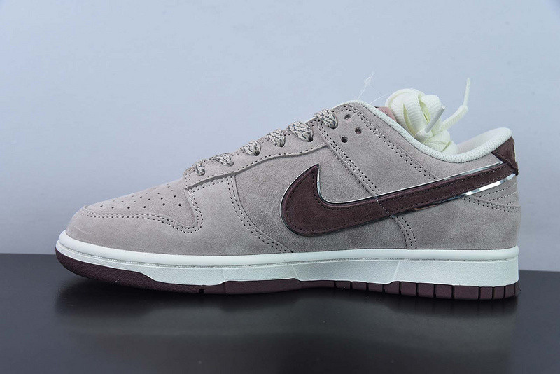 Otomo Katsuhiro x NiKe SB Dunk Low "Steamboy OST" ST1391-206