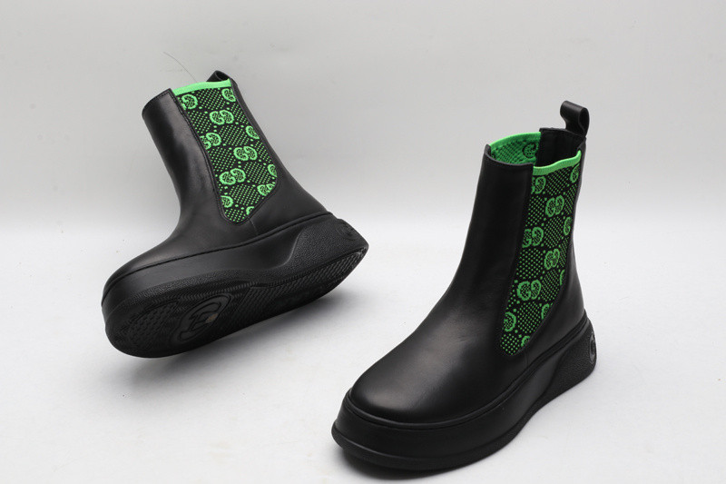 G*u*i boots