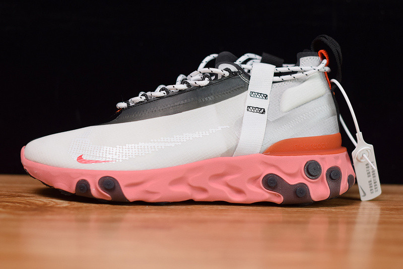 NIKE REACT RUNNERr MID WR ISPA WHITE LIGHT CRIMSON AT3143-100