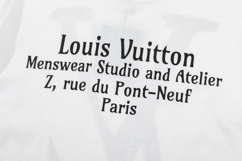L0uis Vuitt0n