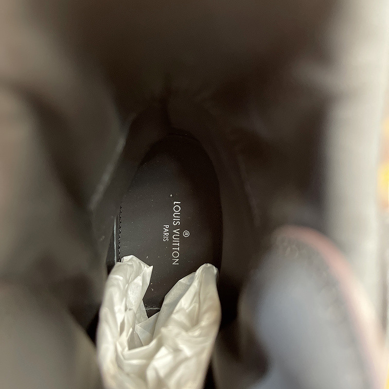 LVT BOOTS