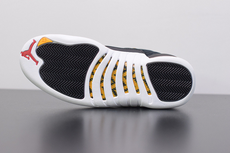 AIR JORDAN 12 REVERSE TAXI  130690-017