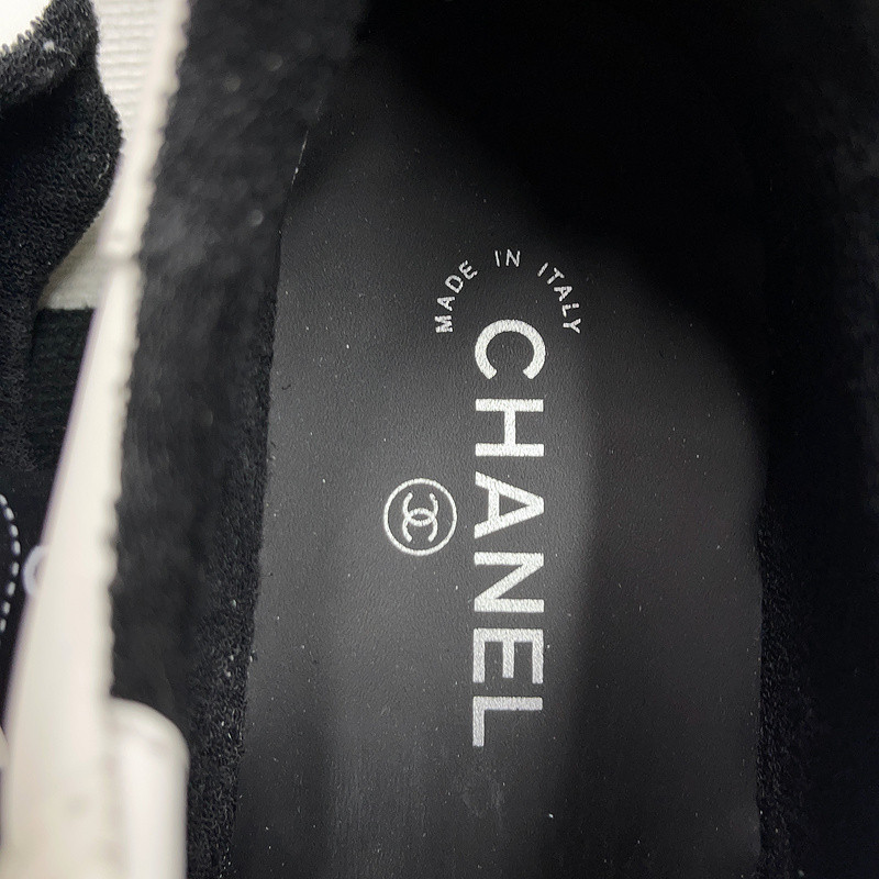 Chanel Sneaker