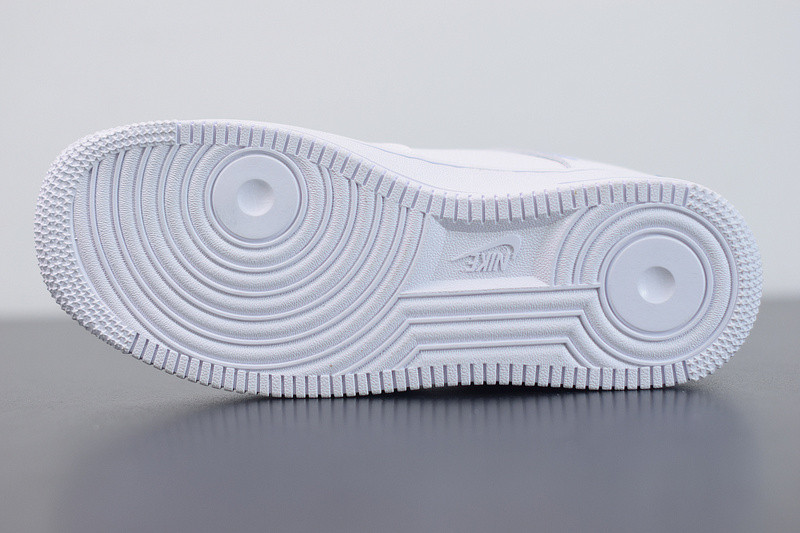 NIKE AIR FORCE 1 LOW “SKETCH” IN WHITE/BLUE CW7581-100