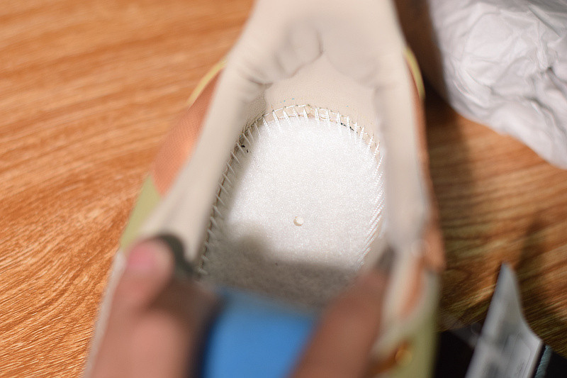 NIKE AIR MAX 270 PREMIUM