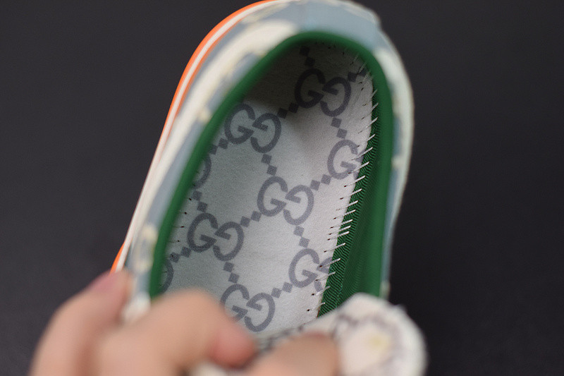 G*u*i ace embroidered low-top sneaker