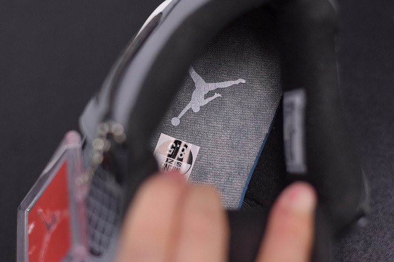 AIR JORDAN 4 RETRO “COOL GREY” 2019 308497-007