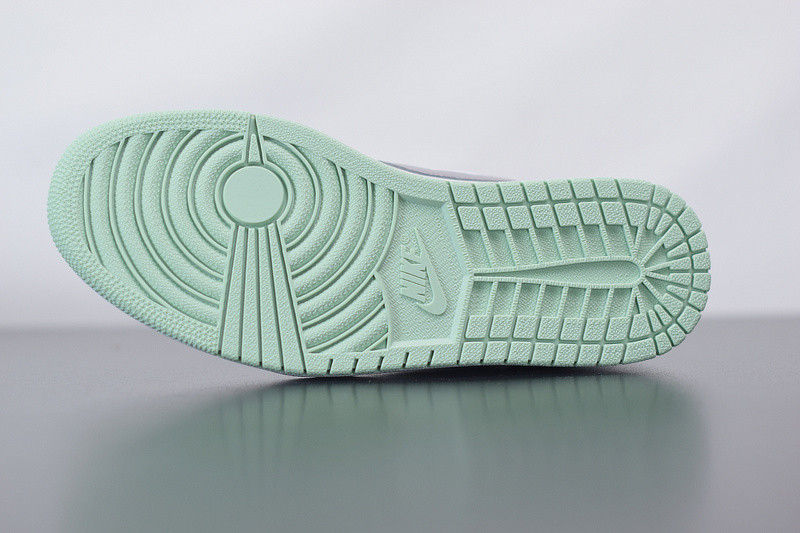 AIR JORDAN 1 LOW OG COLORWAYS CZ0790-100