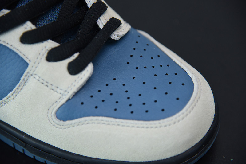 NIKE SB DUNK LOW LIGHT CREAM THUNDERSTORM BQ6817-200