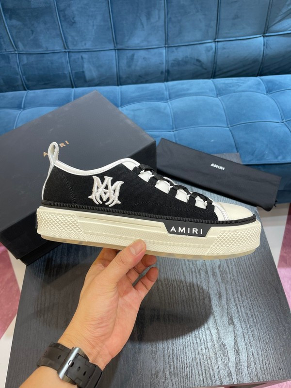 AMIRI stars court sneakers