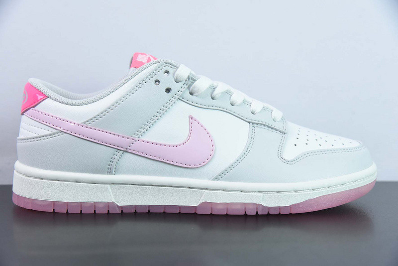 Nike Dunk Low Womens "520" FN3451-161