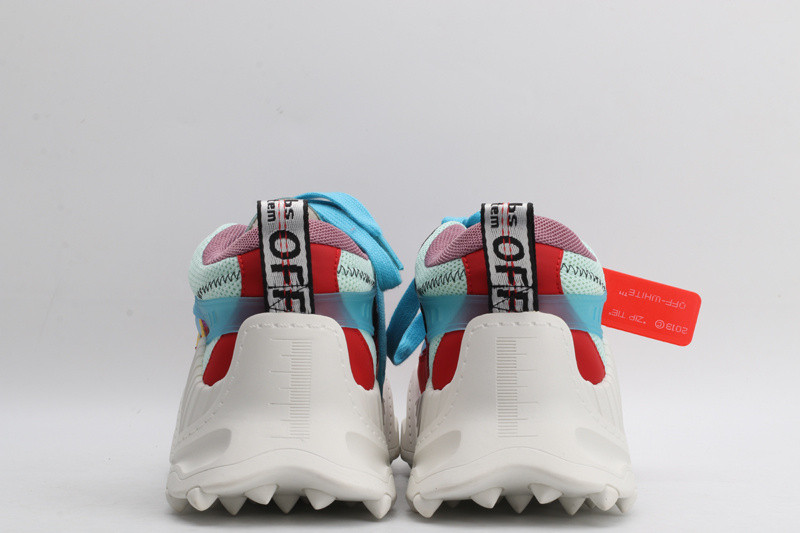 OF C/O ODSY-1000 SNEAKER