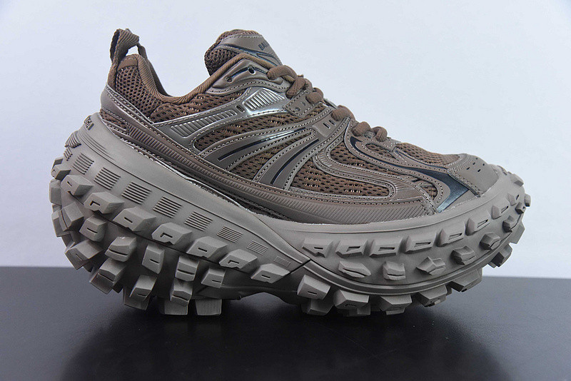 BC DEFENDER RUBBER PLATFORM SNEAKERS