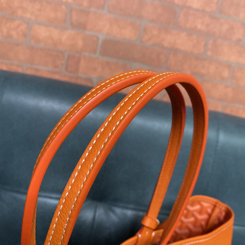 Go*ard purse