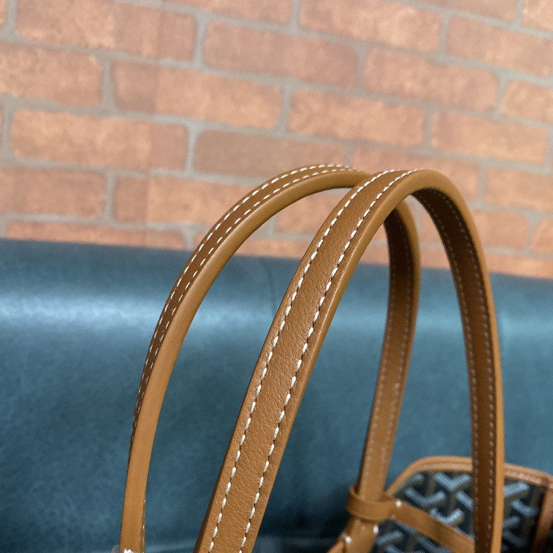 Go*ard purse