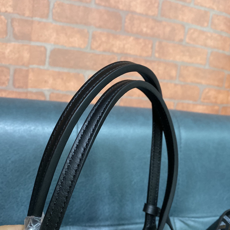 Go*ard purse