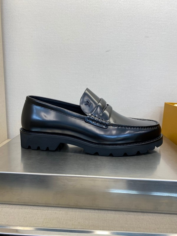 LVT shoes