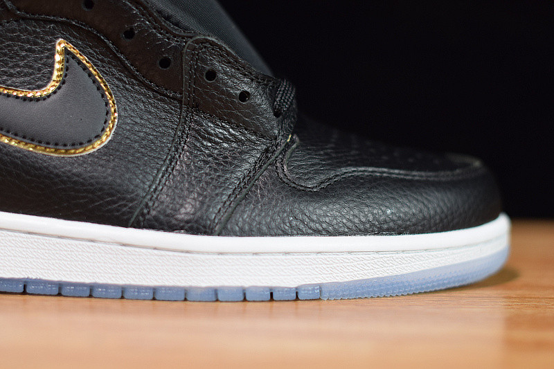 AIR JORDAN 1 RETRO HIGH CITY OF FLIGHT 555088-031