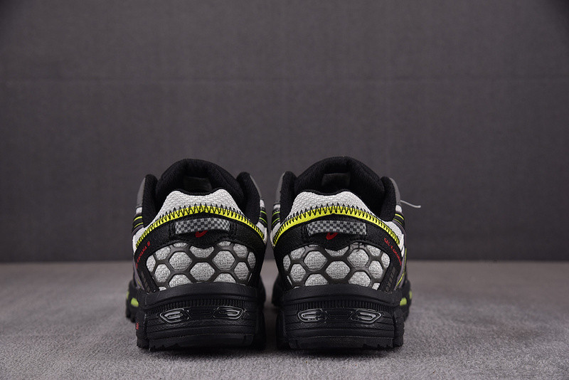 ASICS Gel‑Kahana 8 Grey/Black 1011B109‑026