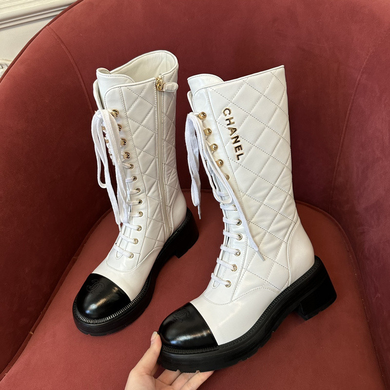 Ch*el sneaker