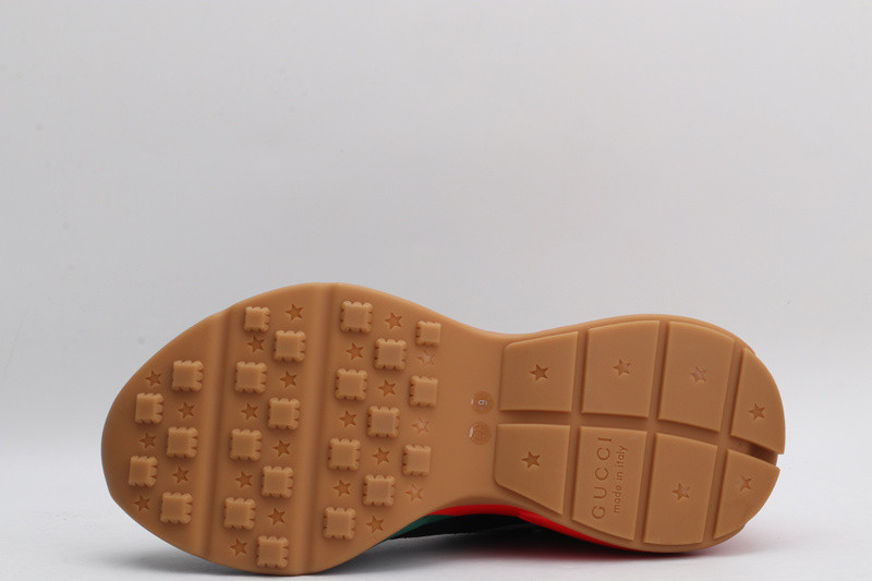 G*u*i rhyton sneaker