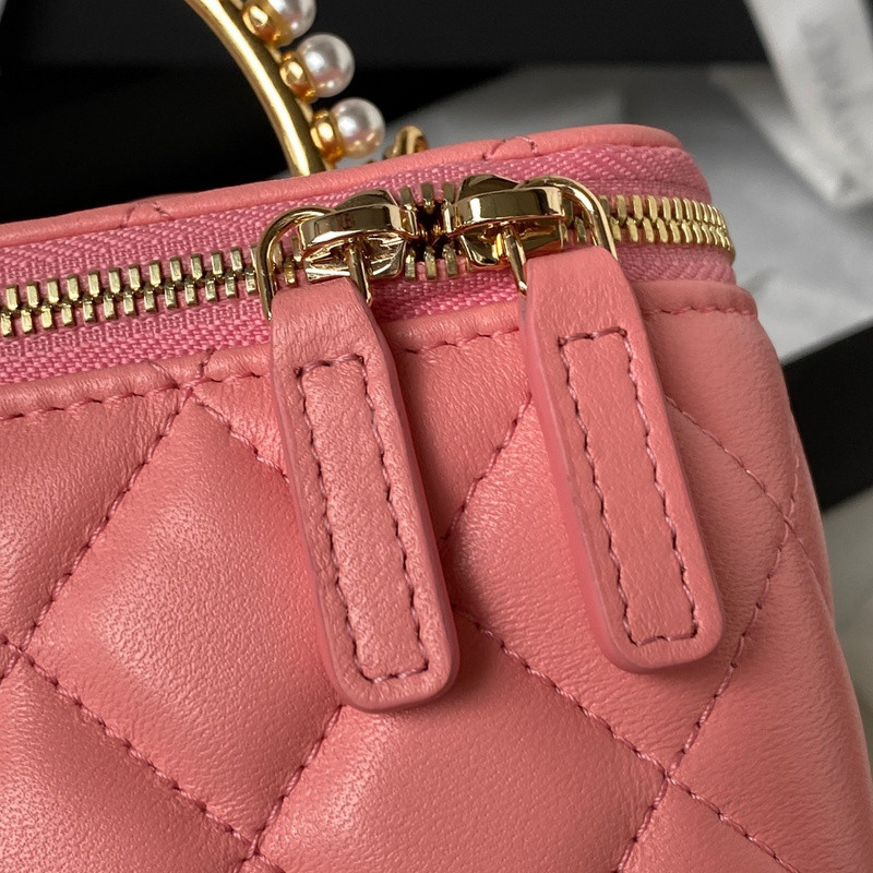 Ch*el purse