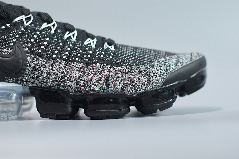 NIKE AIR VAPORMAX 2 FLYKNIT 