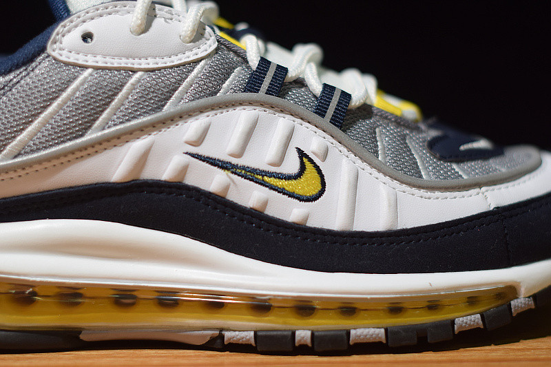 NIKE AIR MAX 98 TOUR YELLOW 640744-105