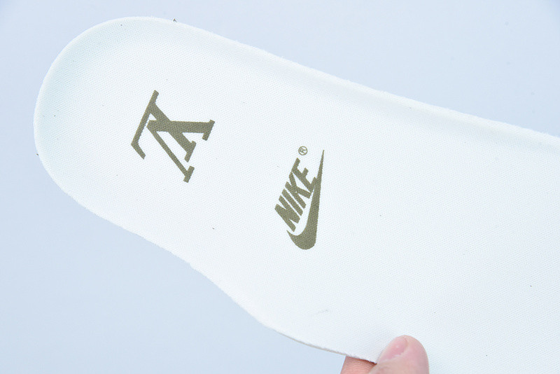 LVT X NIKE AIR FORCE1