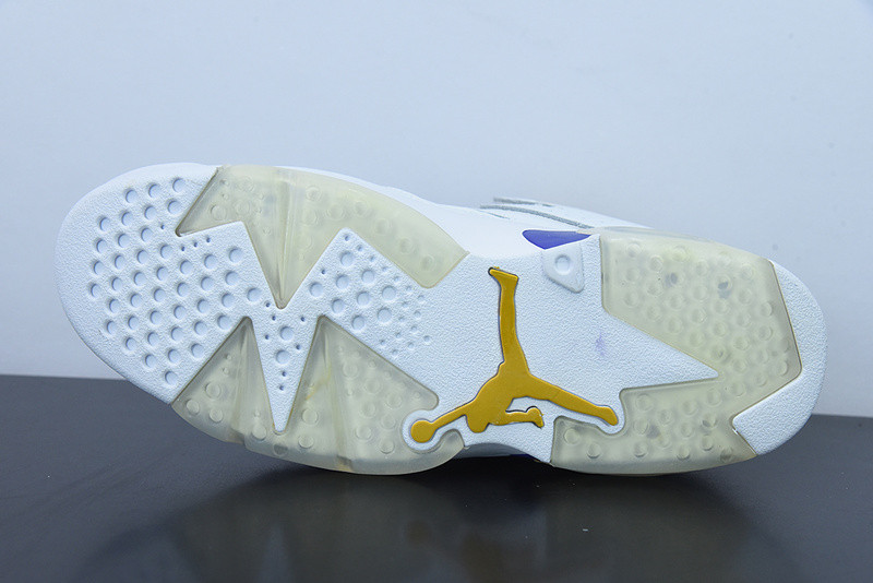 AIR JORDAN FLIGHT CLUB 91 LAKERS DC7329-105