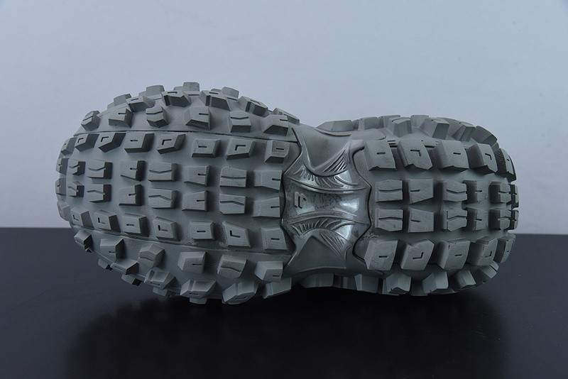 BC DEFENDER RUBBER PLATFORM SNEAKERS