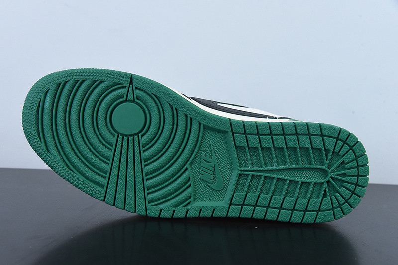 AIR JORDAN 1 LOW X FRAGENT X TRAVIS SCOTT