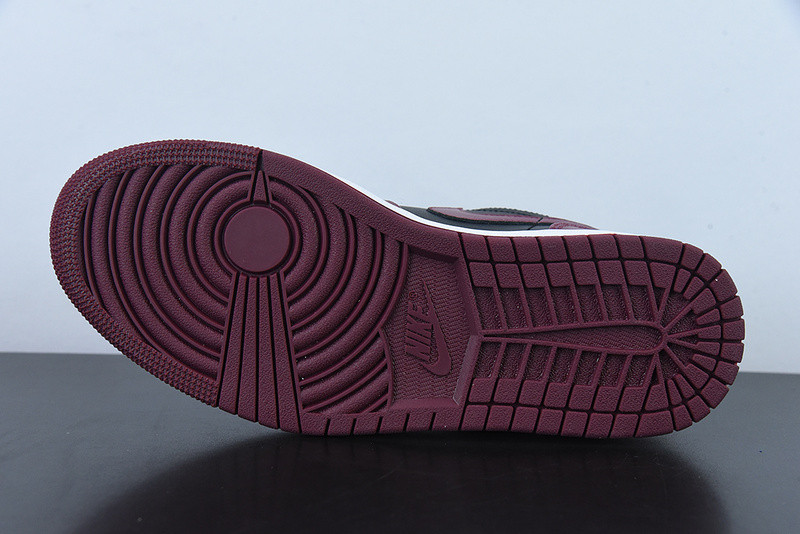 Air Jordan 1 Low Siren Red DC0774-600