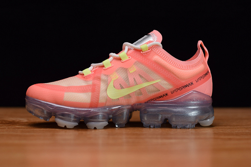 AIR VAPORMAX 2019 ARRIVES IN “PINK TINT” AR6632-602