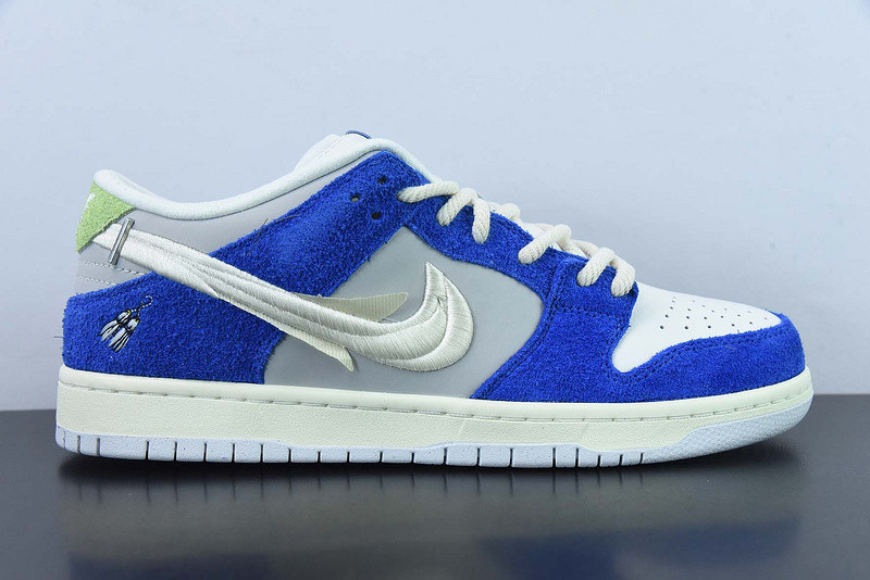 Nike FLY STREETWEAR X DUNK LOW PRO SB DQ5130-400