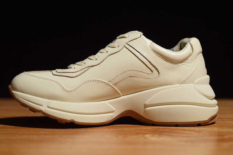 GUC RHYTON VINTAGE TRAINER SNEAKER 524990 DRW00 9022